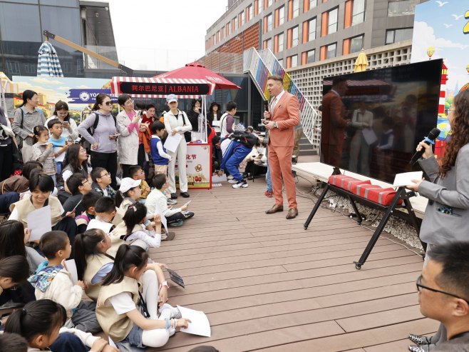 Амбасада БиХ - представљање у Кини Амбасада БиХ - представљање у Кини - Фото: Уступљена фотографија