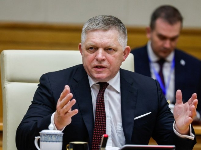 Роберт Фицо (фото: EPA/LUONG THAI LINH) Роберт Фицо (фото: EPA/LUONG THAI LINH) -