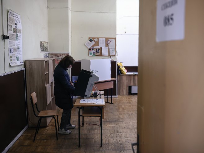 Избори у Бугарској (Фото: EPA/BORISLAV TROSHEV) Избори у Бугарској (Фото: EPA/BORISLAV TROSHEV) -