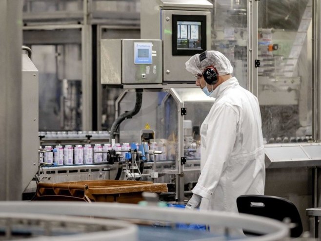 Контрола хране (Фото: EPA/ROBIN VAN LONKHUIJSEN, илустрација) Контрола хране (Фото: EPA/ROBIN VAN LONKHUIJSEN, илустрација) -