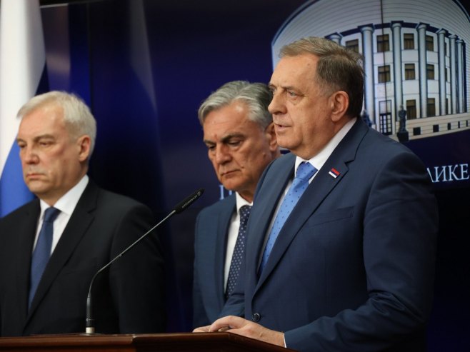 Милорад Додик Милорад Додик - Фото: ZIPAPHOTO/Borislav Zdrinja