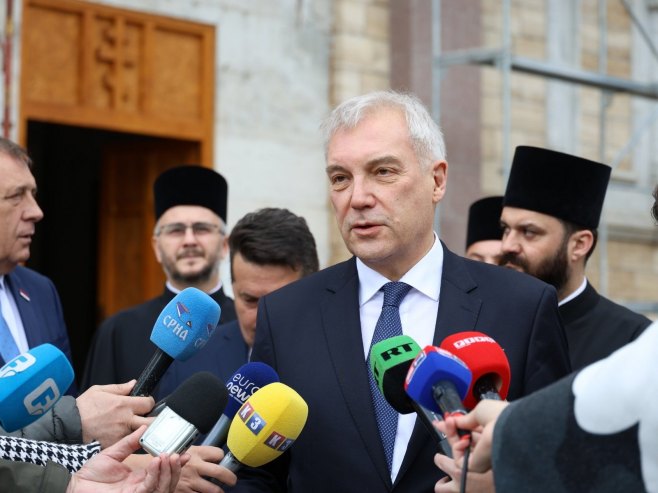 Александар Грушко Александар Грушко - Фото: ZIPAPHOTO/Borislav Zdrinja