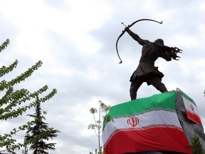 Техеран (Фото: EPA/ABEDIN TAHERKENAREH, илустрација) Техеран (Фото: EPA/ABEDIN TAHERKENAREH, илустрација) -