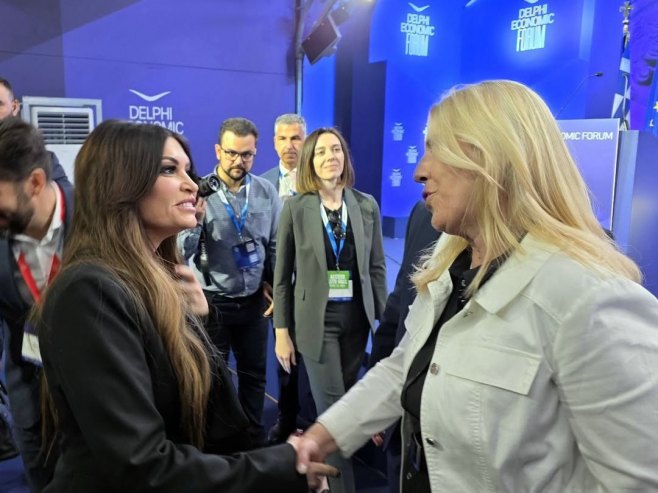 Кимберли Гилфојл и Жељка Цвијановић (фото: instagram.com/zeljka.cvijanovic) Кимберли Гилфојл и Жељка Цвијановић (фото: instagram.com/zeljka.cvijanovic) -