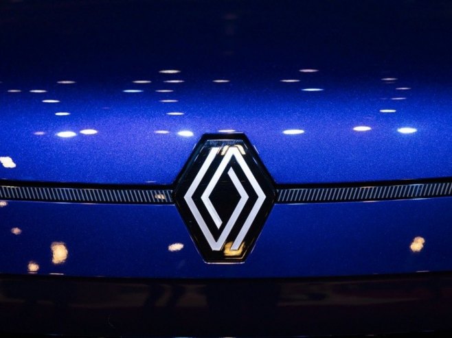 Рено (Фото: EPA/CYRIL ZINGARO) Рено (Фото: EPA/CYRIL ZINGARO) -