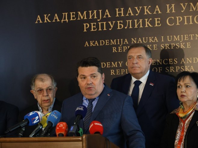 Ненад Стевандић Ненад Стевандић - Фото: ZIPAPHOTO/Borislav Zdrinja