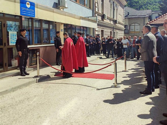 Годишњица терористичког напада на полицијску станицу Годишњица терористичког напада на полицијску станицу - Фото: РТРС