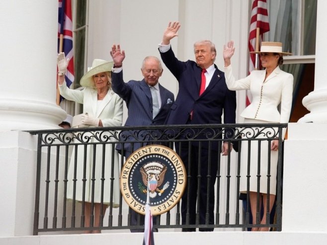 Краљ Чарлс и краљица Камила у посјети Бијелој кући (Фото: EPA/YURI GRIPAS) Краљ Чарлс и краљица Камила у посјети Бијелој кући (Фото: EPA/YURI GRIPAS) -