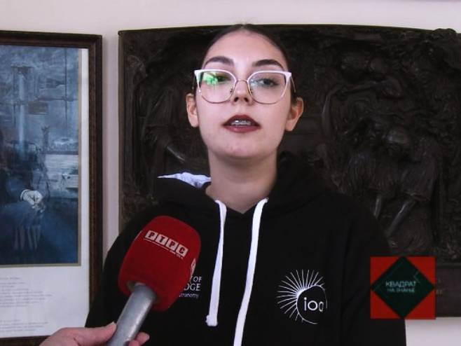 Татјана Новаковић, прва дјевојка из Бијељине која студира астрономију у Београду (ВИДЕО) Татјана Новаковић, прва дјевојка из Бијељине која студира астрономију у Београду (ВИДЕО)