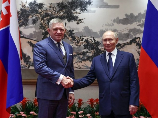 Фицо и Путин (Фото: EPA/ALEXANDER KAZAKOV, илустрација) Фицо и Путин (Фото: EPA/ALEXANDER KAZAKOV, илустрација) -