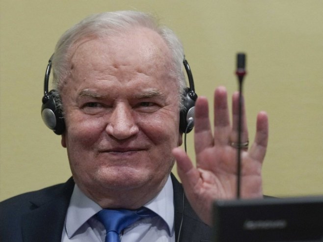 Ратко Младић (фото: EPA/PETER DEJONG) Ратко Младић (фото: EPA/PETER DEJONG) -