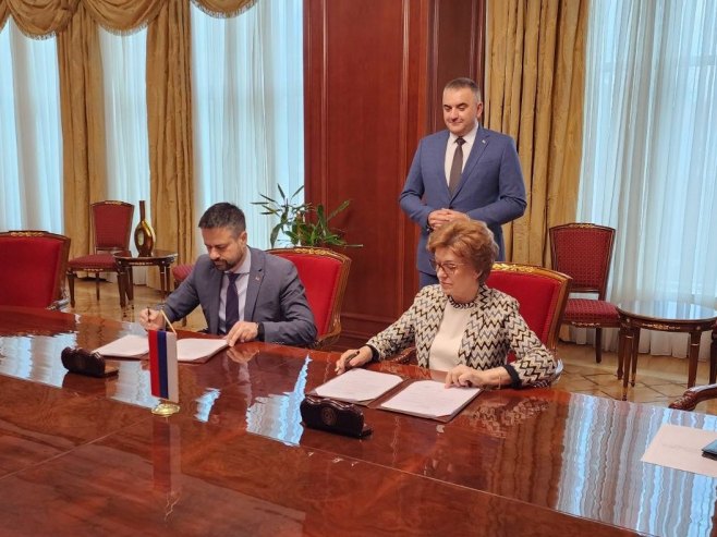 Потписивање уговора са Свјетском банком Потписивање уговора са Свјетском банком - Фото: РТРС