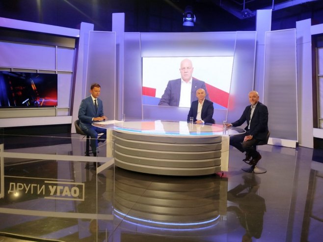Гости емисије Други угао Гости емисије Други угао - Фото: РТРС
