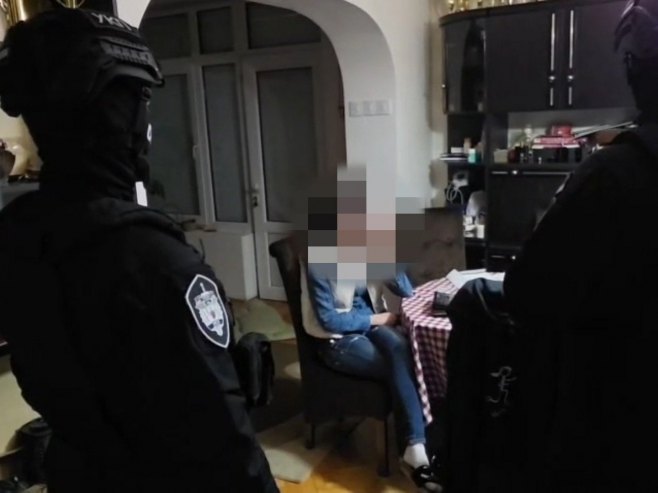 Ухапшена петорица осумњичених за организовање проституције Ухапшена петорица осумњичених за организовање проституције