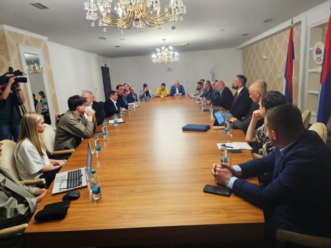 И. Сарајево - Потписан споразум о пословно-техничкој сарадњи са Технопарком Санкт Петербурга И. Сарајево - Потписан споразум о пословно-техничкој сарадњи са Технопарком Санкт Петербурга - Фото: СРНА