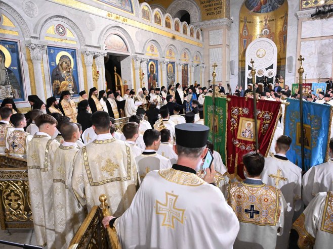 Патријарх Порфирије: Београд је данас молитвено срце Срба, Спасовданска литија живи корак вјере Патријарх Порфирије: Београд је данас молитвено срце Срба, Спасовданска литија живи корак вјере