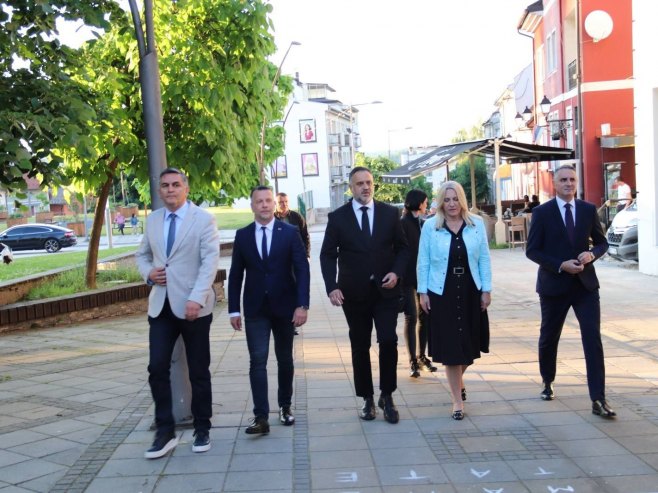 Жељка Цвијановић у Дервенти Жељка Цвијановић у Дервенти - Фото: РТРС