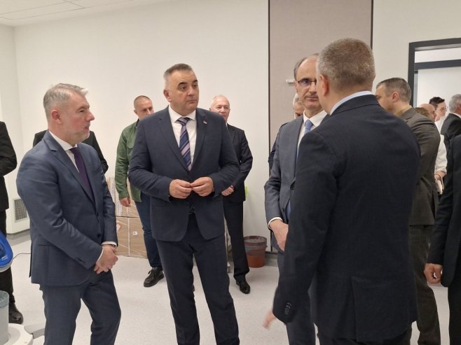 Ђуро Мацут и Саво Минић у болници Требиње Ђуро Мацут и Саво Минић у болници Требиње - Фото: РТРС