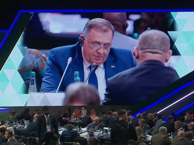 Обраћање Додика на Међународном форуму о безбједности у Москви (фото: https://www.youtube.com/@apt_news/screenshot) Обраћање Додика на Међународном форуму о безбједности у Москви (фото: https://www.youtube.com/@apt_news/screenshot) -