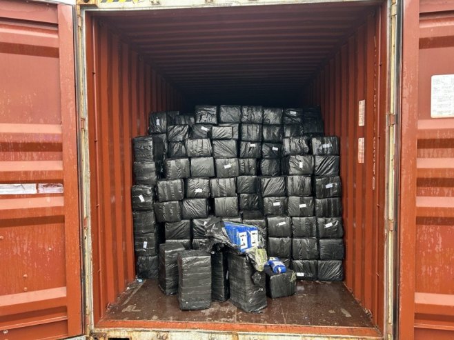 Кокаин (фото: EPA/GERMAN CUSTOMS ADMINISTRATION - илустрација) Кокаин (фото: EPA/GERMAN CUSTOMS ADMINISTRATION - илустрација) -