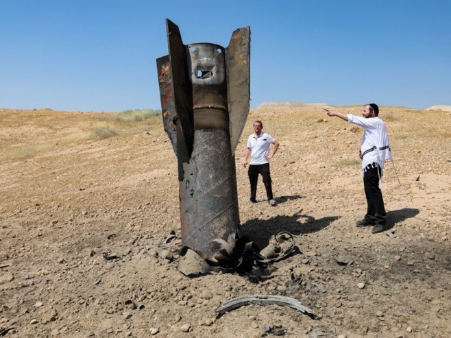 Иранска ракета (Фото: EPA/ABIR SULTAN) Иранска ракета (Фото: EPA/ABIR SULTAN) -