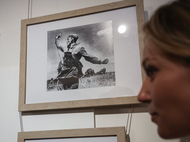 Изложба повод 100 година ТАСС (Фото: EPA/SERGEI ILNITSKY) Изложба повод 100 година ТАСС (Фото: EPA/SERGEI ILNITSKY) -