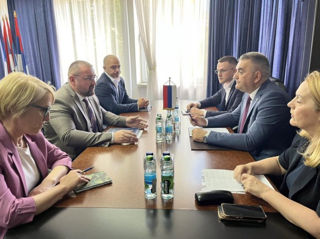 Нуждић и Минић Нуждић и Минић - Фото: РТРС