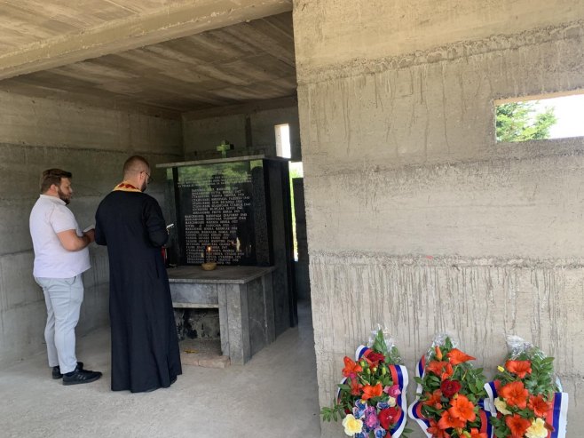 Ратковићи код Сребренице, помен Ратковићи код Сребренице, помен - Фото: РТРС