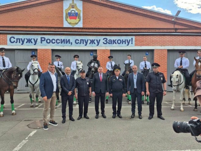 Делегација МУП-а Српске посјетила 1. Специјални пук полиције у Москви Делегација МУП-а Српске посјетила 1. Специјални пук полиције у Москви - Фото: Уступљена фотографија