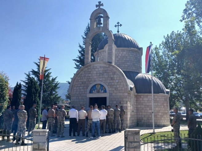 У касарни "Билећки борци" у Билећи обиљежен Видовдан У касарни "Билећки борци" у Билећи обиљежен Видовдан - Фото: РТРС