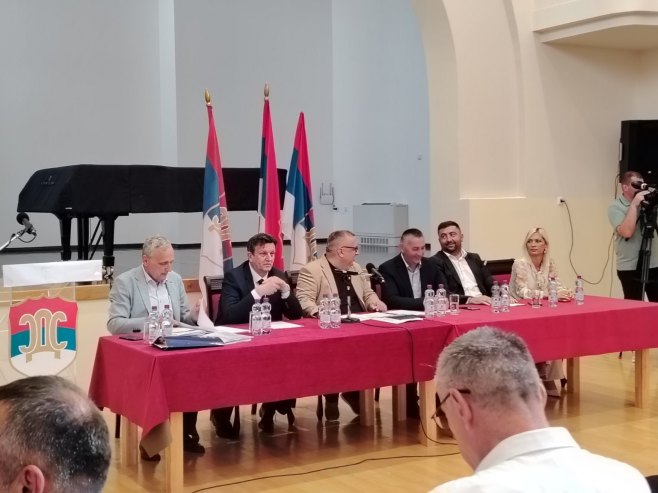 Сједница Главног одбора СДС, Бијељина Сједница Главног одбора СДС, Бијељина - Фото: РТРС