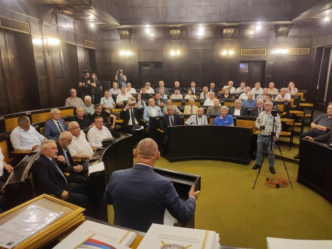 Уручене повеље Уручене повеље - Фото: РТРС