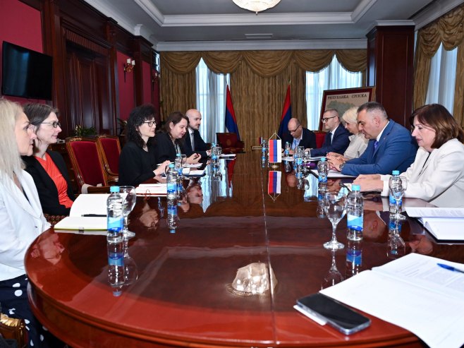 Састанак Минића и Сјаоћинг Састанак Минића и Сјаоћинг - Фото: РТРС