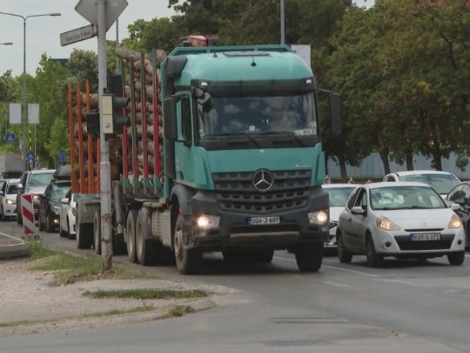 Саобраћајни колапс у Бањалуци Саобраћајни колапс у Бањалуци - Фото: РТРС