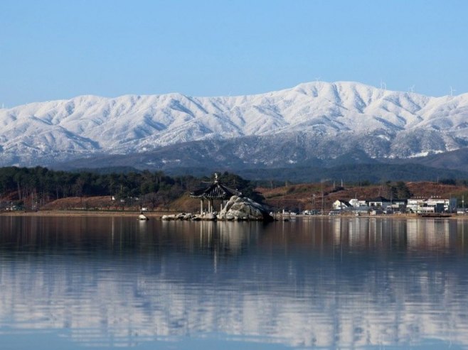 Планина (Фото: EPA/YONHAP SOUTH KOREA OUT, илустрација) Планина (Фото: EPA/YONHAP SOUTH KOREA OUT, илустрација) -