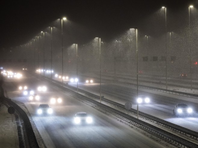 Ауто - пут илустрација (Фото: EPA/ROBIN VAN LONKHUIJSEN) Ауто - пут илустрација (Фото: EPA/ROBIN VAN LONKHUIJSEN) -