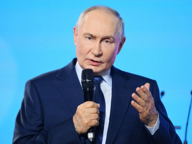 Владимир Путин (фото: EPA/EVGENY BIYATOV / SPUTNIK) Владимир Путин (фото: EPA/EVGENY BIYATOV / SPUTNIK) -