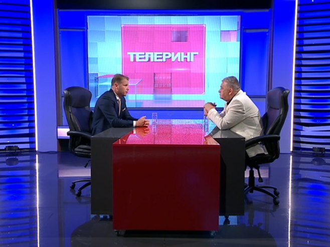 Драшко Станивуковић, гост емисије Телеринг Драшко Станивуковић, гост емисије Телеринг - Фото: РТРС