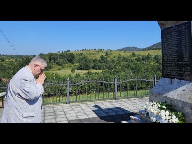 Кришок у Сердарима (Фото: www.ohr.int) Кришок у Сердарима (Фото: www.ohr.int) -