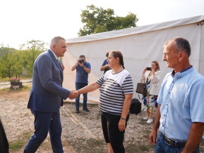 Минић у Церовљанима код Градишке (фото: x.com/minic_savo) Минић у Церовљанима код Градишке (фото: x.com/minic_savo) -