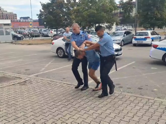 Спровођење у Окружно јавно тужилаштво Бањалука Спровођење у Окружно јавно тужилаштво Бањалука - Фото: СРНА