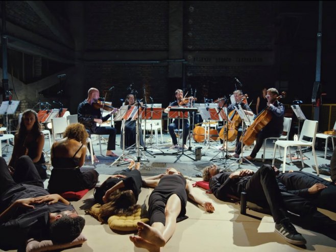 Трећи дан "А Стринг Феста" доноси "No Borders Orchestra": Врхунски музички догађај 6. септембра у Банском двору Трећи дан "А Стринг Феста" доноси "No Borders Orchestra": Врхунски музички догађај 6. септембра у Банском двору