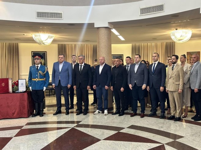 Пријем код Синише Карана Пријем код Синише Карана - Фото: РТРС