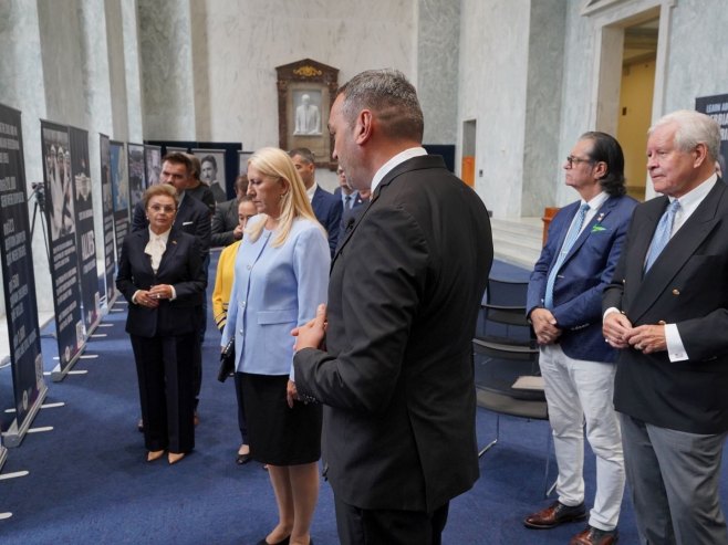 Изложба у Вашингтону Изложба у Вашингтону - Фото: Уступљена фотографија