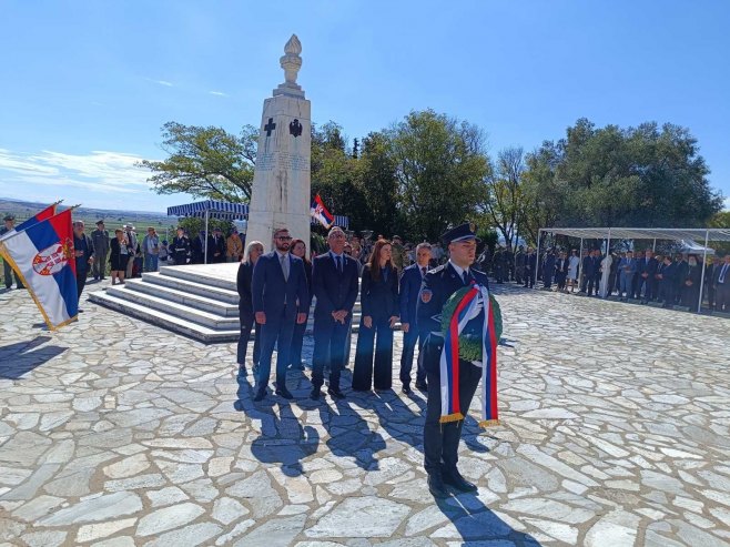 Одавање почасти страдалим у 1.свјетском рату Одавање почасти страдалим у 1.свјетском рату - Фото: РТРС