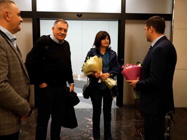 Делегација Републике Српске допутовала у Москву Делегација Републике Српске допутовала у Москву - Фото: РТРС