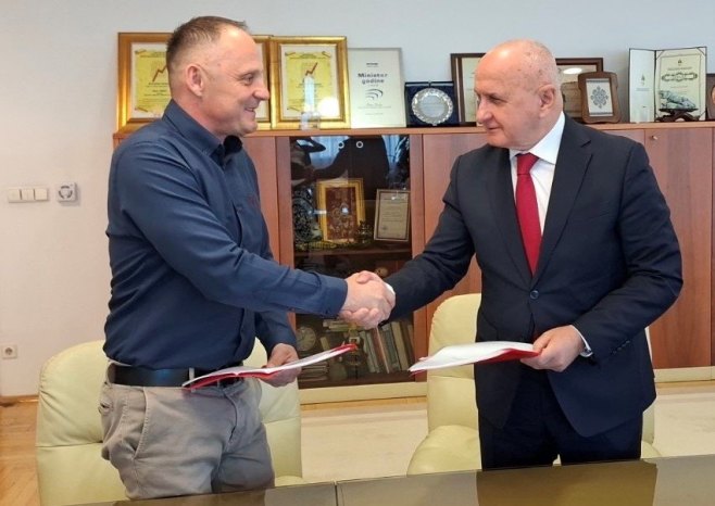 Уговор о концесији за изградњу соларне електране Уговор о концесији за изградњу соларне електране - Фото: Уступљена фотографија