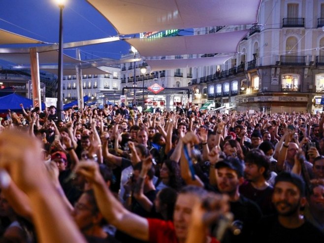 Протести у Шпанији (Фото: EPA/Rodrigo Jimenez, илустрација) Протести у Шпанији (Фото: EPA/Rodrigo Jimenez, илустрација) -