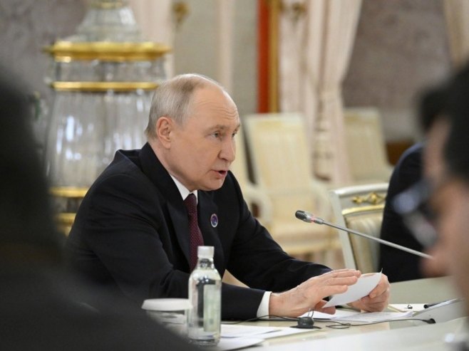 Владимир Путин (фото: EPA/IGOR IVANKO) Владимир Путин (фото: EPA/IGOR IVANKO) -