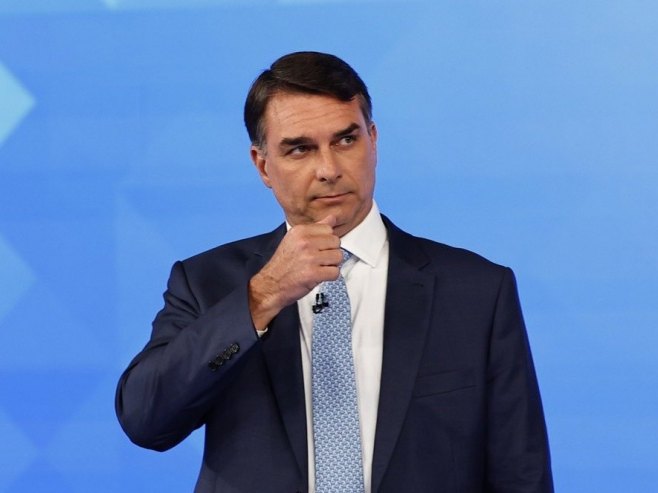 Флавио Болсонаро (Фото: EPA/Andre Coelho) Флавио Болсонаро (Фото: EPA/Andre Coelho) -